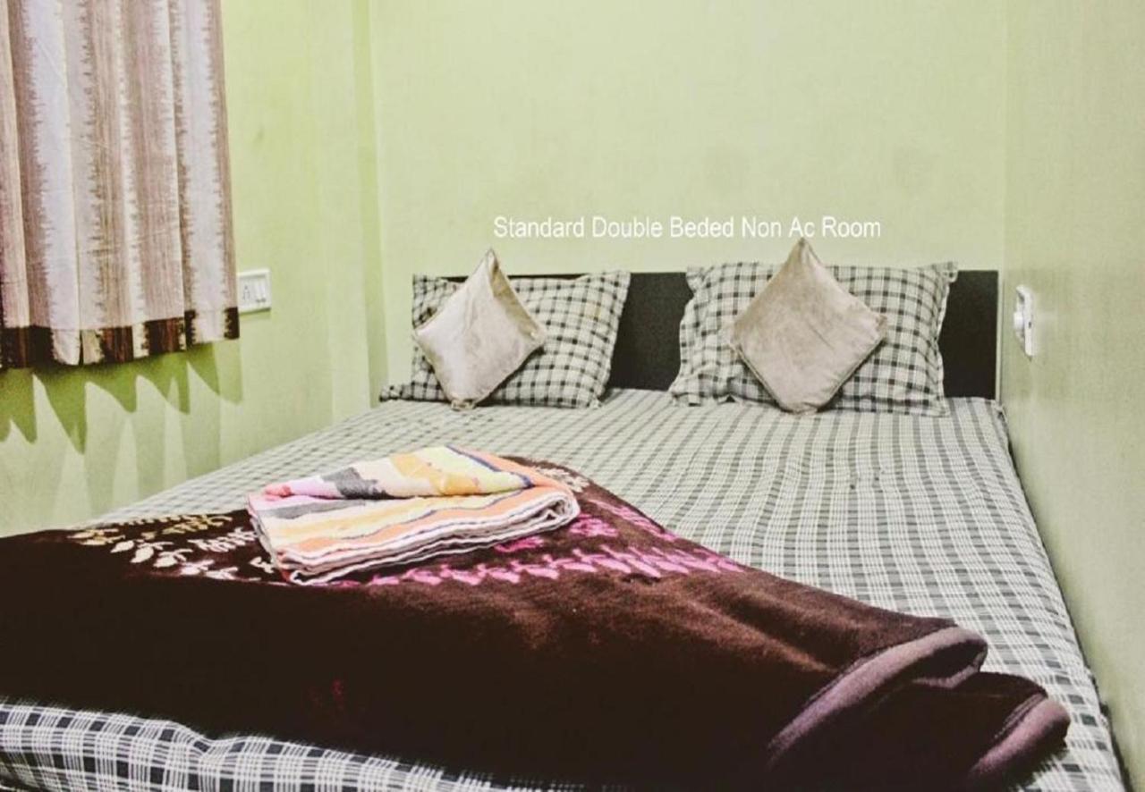 Mansarovar Guest House Ujjain Exterior photo