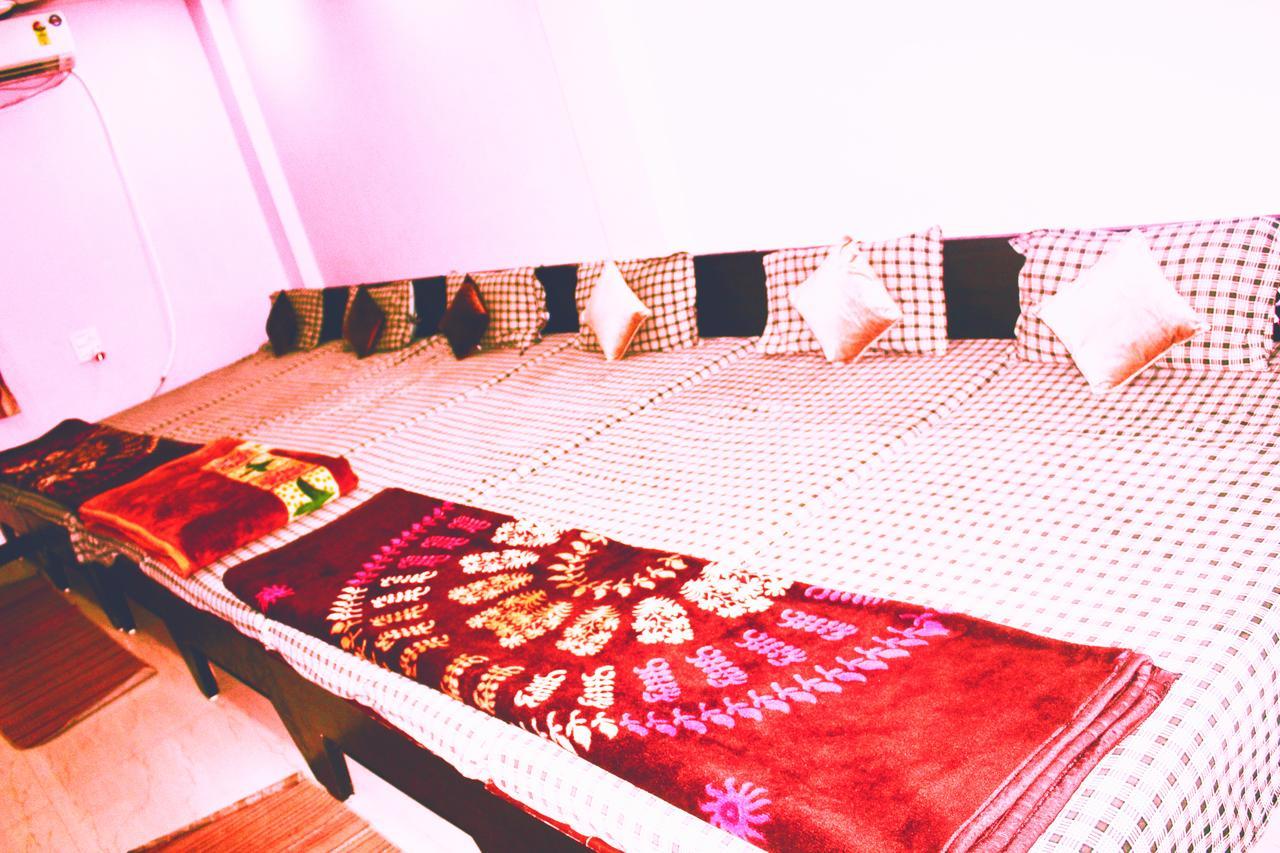 Mansarovar Guest House Ujjain Exterior photo